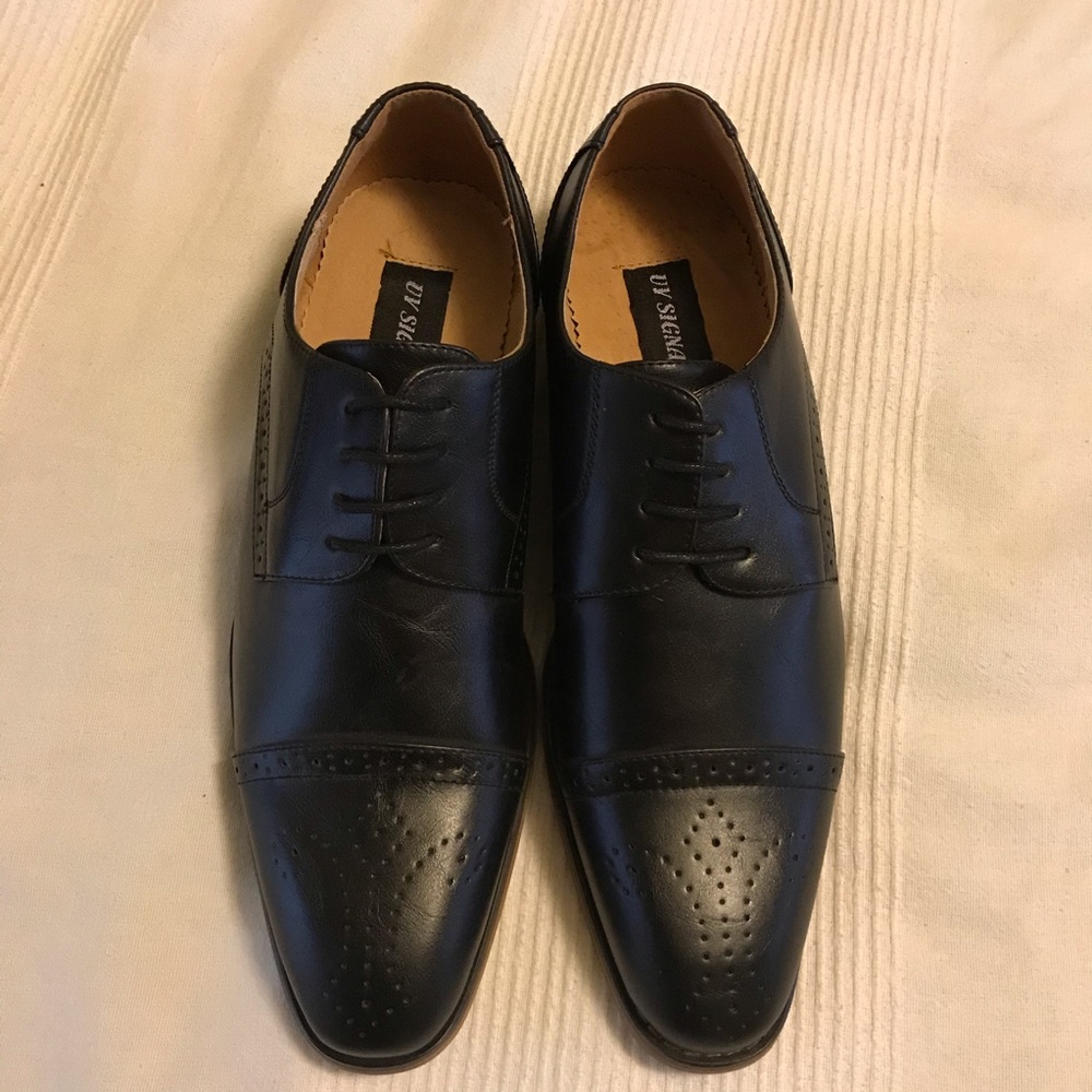 MISMATCHED 9.5R/9L Oxford wingtip dress shoes